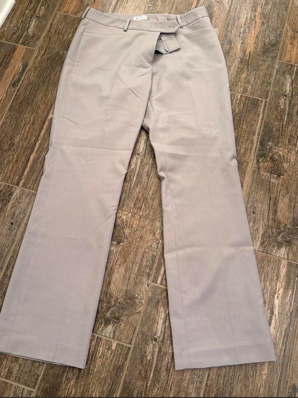 Tahari Light Gray Women's Straight-Leg Trousers